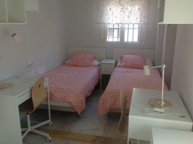 Apartamento Colegio Mayor Careu - Women Only